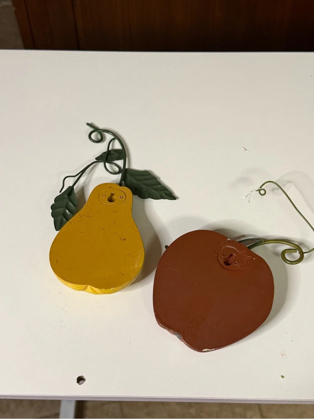 Home Interiors  Apple and Pears design Wall plaques